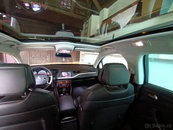 Citroen C5 2.2 Hdi 150Kw AT Exclusive - 8