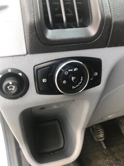 Ford Transit Jumbo 2.2tdci92kw klimatizace tempomat - 8