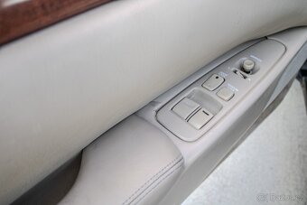 Lexus SC 400 - 8