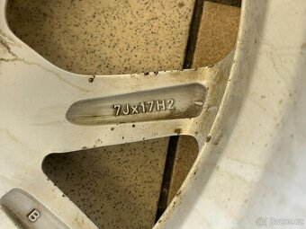 Subaru Outback zimní sada kol NOKIAN 225/65/R17 - 8