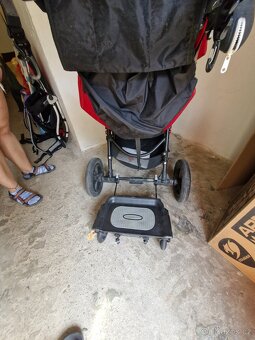 Kočárek Baby Jogger City Elite - zvládne všechny prostředí - 8