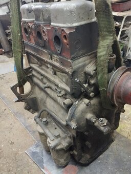 Motor, náprava Zetor 3011 - 8