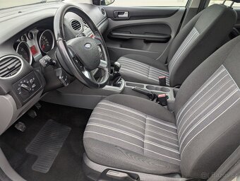 FORD FOCUS COMBI 1.6i 74kW 2010 JEN 125TKM - 8