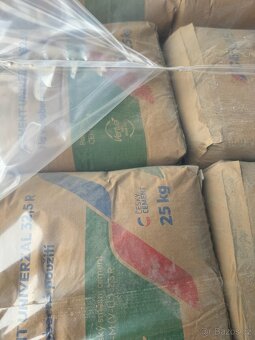 Cement CEMEX Prachovice 32,5 R - 8