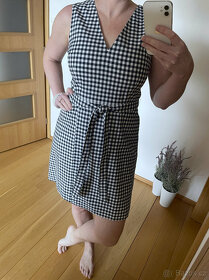 Kostkované tmavě modré bílé šaty Gant vel. 40 - 8