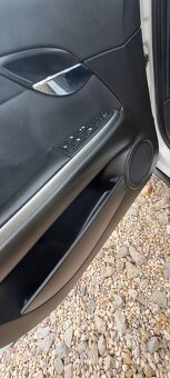Fiat Croma 1.9 JTD 88kW KLIMA - 8