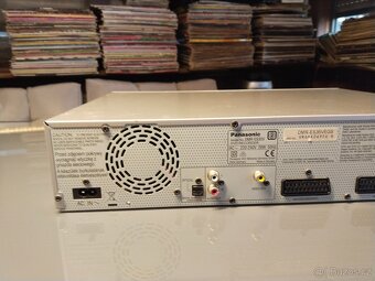 Panasonic DMR-ES35V VHS DVD rekordér / DV vstup - 8
