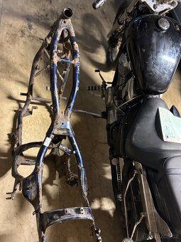 Honda Shadow VT 600C - 8