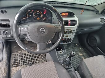 Opel Corsa C - 8