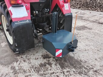 Traktorové závaží - 8