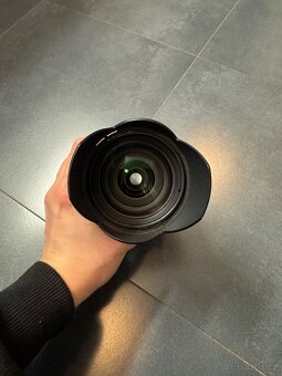 Zrcadlovka Canon EOS 400D + 3 objektivy, 2 stativy a batoh - 8