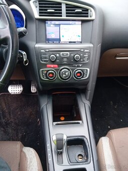 Citroen DS4 1.6 HDi automat ( 82 kW - 9HR ) r.v.2013 - 8