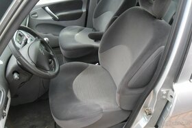 Citroën Xsara Picasso 1.6i, r. 11/2005, 155.650 km - 8