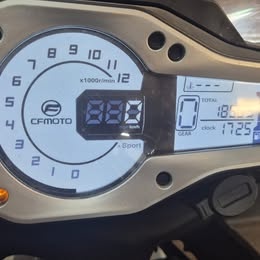 CF Moto 650MT - 8