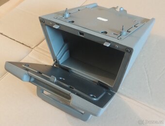 Škoda Felicia Fun Sportline Kastlík šuplík box pod radio - 8