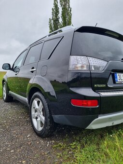 Mitsubishi Outlander 2.2 HDI 115 kW, původ ČR - 8