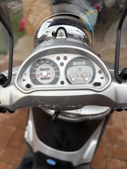 Piaggio Beverly 300 - 8
