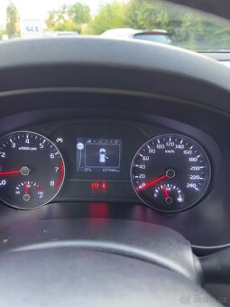 Kia Sportage 1.6 gdi - 8