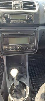 Škoda Fabia 1.6 16V 77kW ELEGANCE - 8