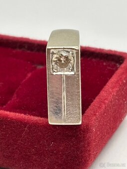 Zlatý prsten s briliantem 0.20 CT - 8