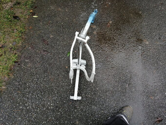 Jawa 555 Rám a podsedlový plech - 8