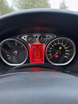 Ford Focus Wagon 1.6 TDCi Titanium - 8