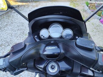 Yamaha t-max 500 ABS krásný stav - 8