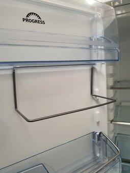 levně - úsporná kvalitní lednice + mrazák AEG - 8