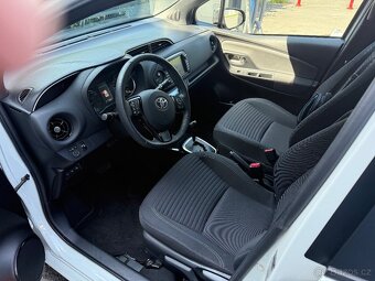 Prodám Toyota Yaris 2018 1,5i - 8