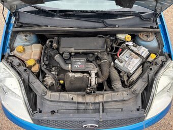 Ford Fiesta 1.4TDCi 50kW, Malý nájezd km - 8