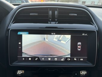 Jaguar F-Pace 3.0d V6 S AWD Full LED Navi Kůže Ad.Tempomat - 8