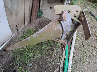 Prodám nastavitelný pluh za malotraktor - 8