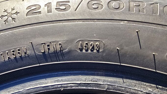 Zimní pneu 215/60/16 Dunlop - 8