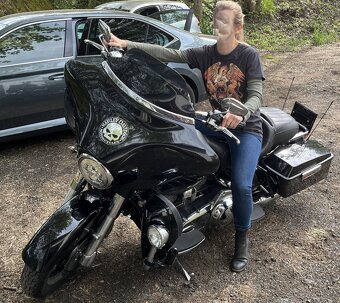 Harley Davidson Street Glide - 8