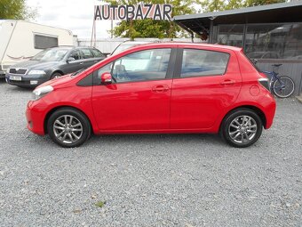 Toyota yaris 1,0 VVT-i 51 kw NAVI KAMERA - 8