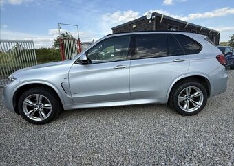 BMW X5 3,0 xDrive30d M-PAKET 7MÍST TZ nafta automat 190 kw - 8