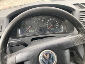 VW TRANSPORTER T5 2.5TDI BEZ DPF 8 MÍST R.V.2005 - 8
