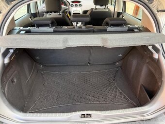 Peugeot 308 1,6i - 8
