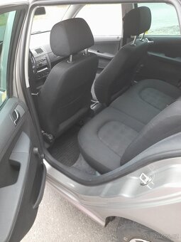 Škoda Fabia - 8