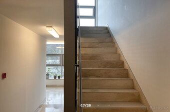 Nadstandartní Cihlový 2+k.k./L 60m2, Metro B Vysočanská - 8