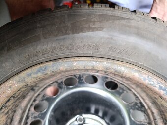 Zimní kola Ford 205/55 R16 - 8