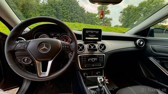 Mercedes Benz CLA - 8