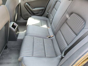 Prodám Audi A4 B8 combi 2.0 88kw v pěkném stavu - 8