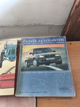 Knihy, příručky - 8