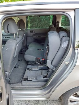 Peugeot 5008 2.0HDI 110kw, 7 míst, r.v. 2014 Allure - 8