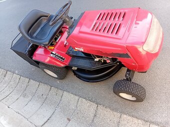 Prodám zahradní traktor MTD - 8