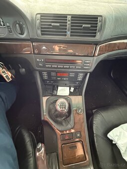 BMW 525i touring - 8