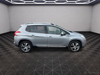Prodáváme Peugeot 2008 1.2T 81kw Allure - 8