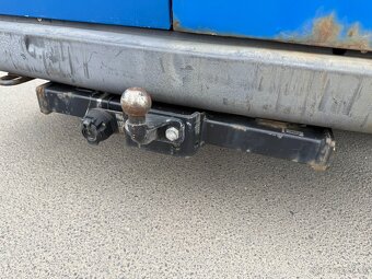 Ford Transit 2,2 - 8