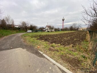Stavební pozemek Velký Týnec. - 8